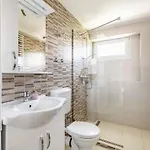 Paradise Vila *